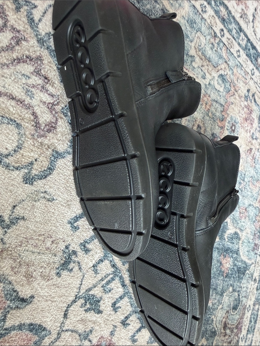 Ecco Black Leather Chukka Zip Boots - Picture 2 of 4